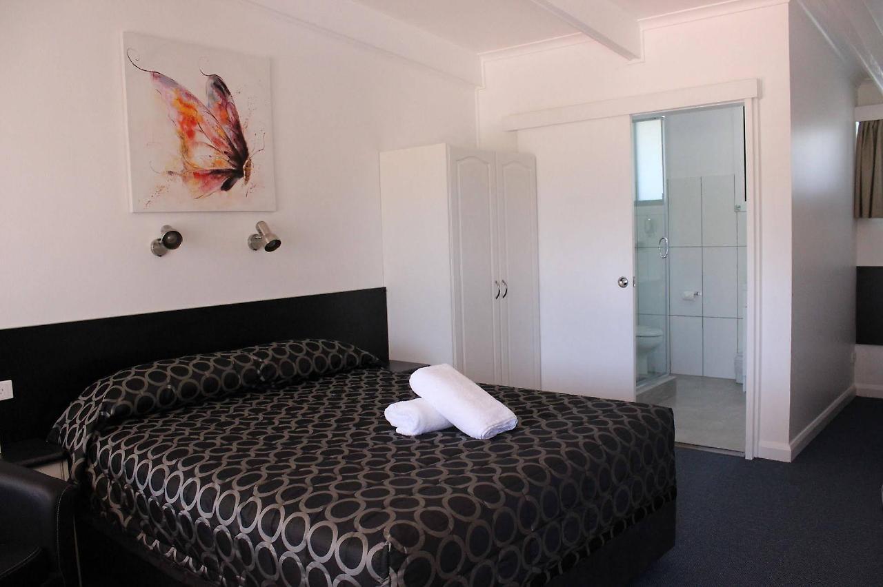Twin Swans Motel Инвърел Екстериор снимка