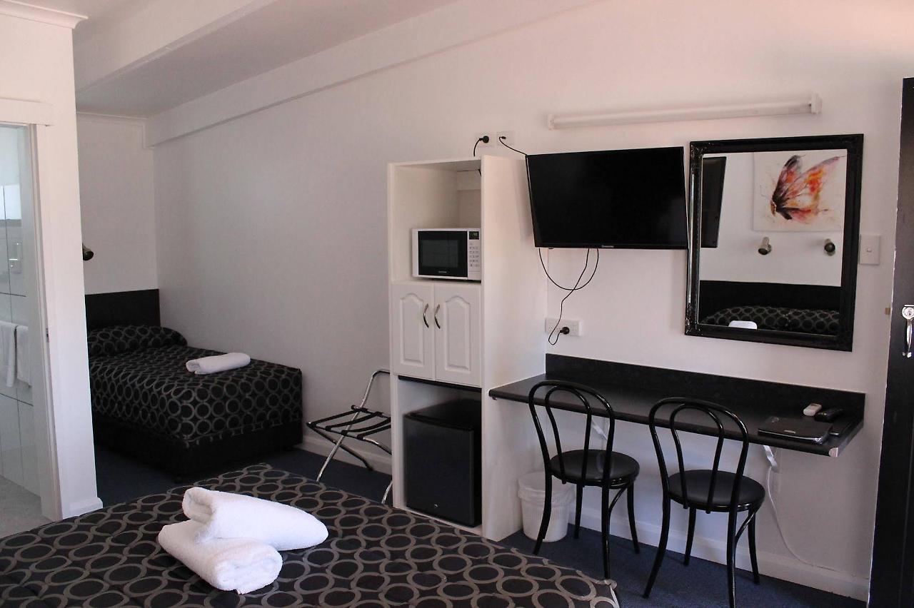 Twin Swans Motel Инвърел Екстериор снимка