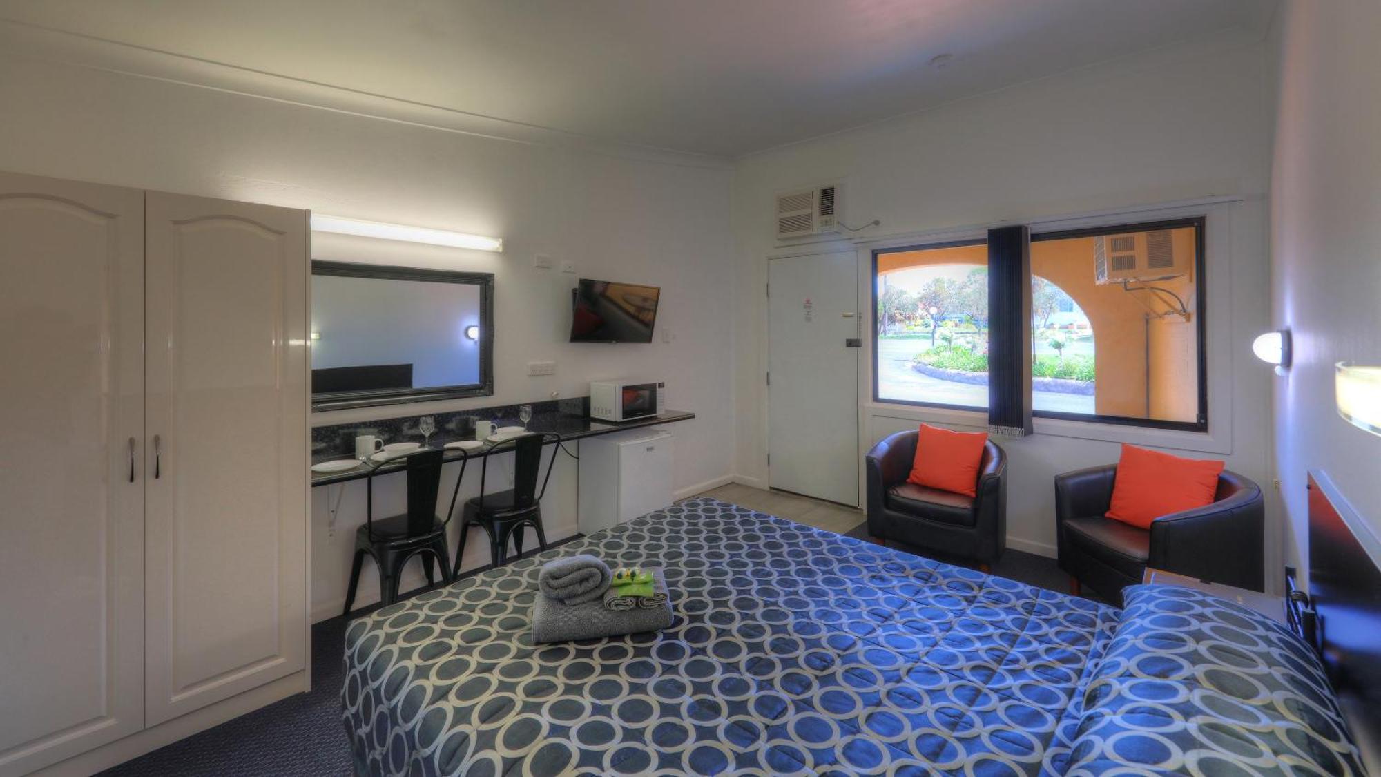 Twin Swans Motel Инвърел Екстериор снимка