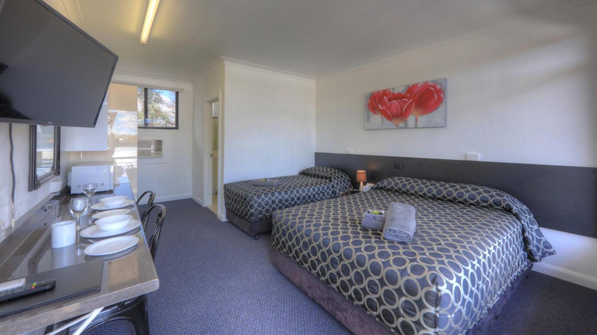 Twin Swans Motel Инвърел Екстериор снимка